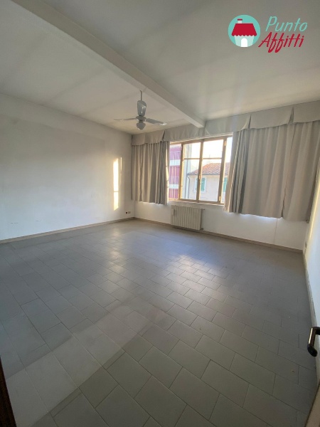 casa indipendente in vendita a Viareggio in zona Centro Storico