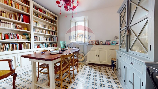 appartamento in vendita a Viareggio