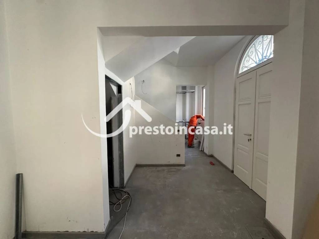 casa indipendente in vendita a Viareggio