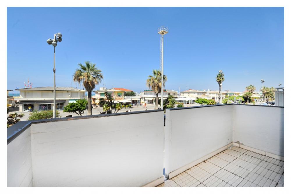 appartamento in vendita a Viareggio