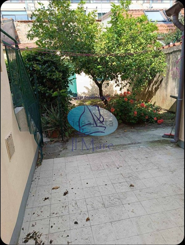 appartamento in vendita a Viareggio