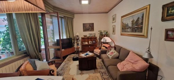 appartamento in vendita a Viareggio