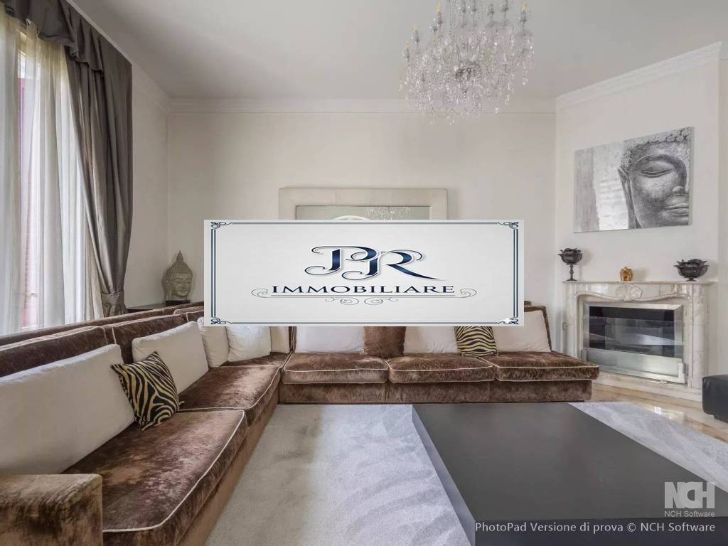 casa indipendente in vendita a Viareggio