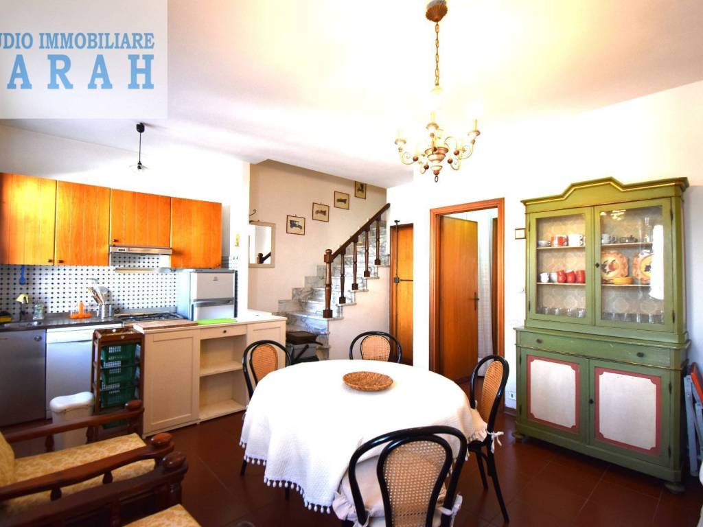 appartamento in vendita a Viareggio in zona Centro Storico