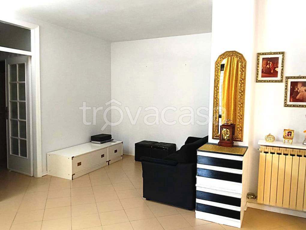 appartamento in vendita a Viareggio in zona Marco Polo