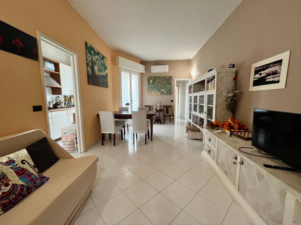 appartamento in vendita a Viareggio in zona Centro Storico