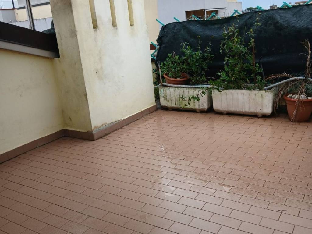 appartamento in vendita a Viareggio in zona Migliarina