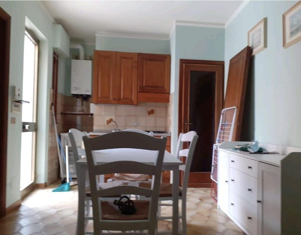 casa indipendente in vendita a Viareggio