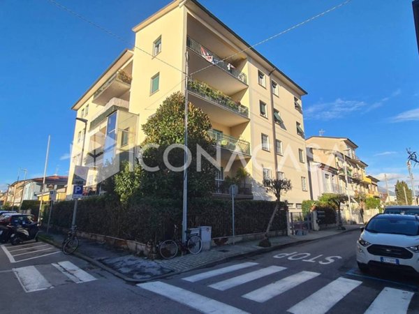 appartamento in vendita a Viareggio in zona Marco Polo