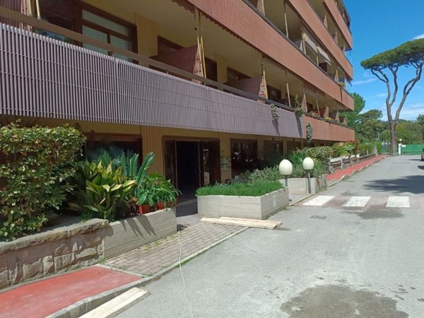 appartamento in vendita a Viareggio in zona Torre del Lago