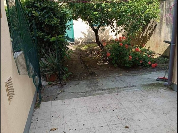 appartamento in vendita a Viareggio in zona Centro Storico