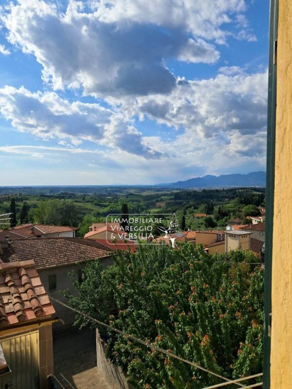 appartamento in vendita a Viareggio