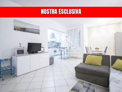 casa indipendente in vendita a Viareggio