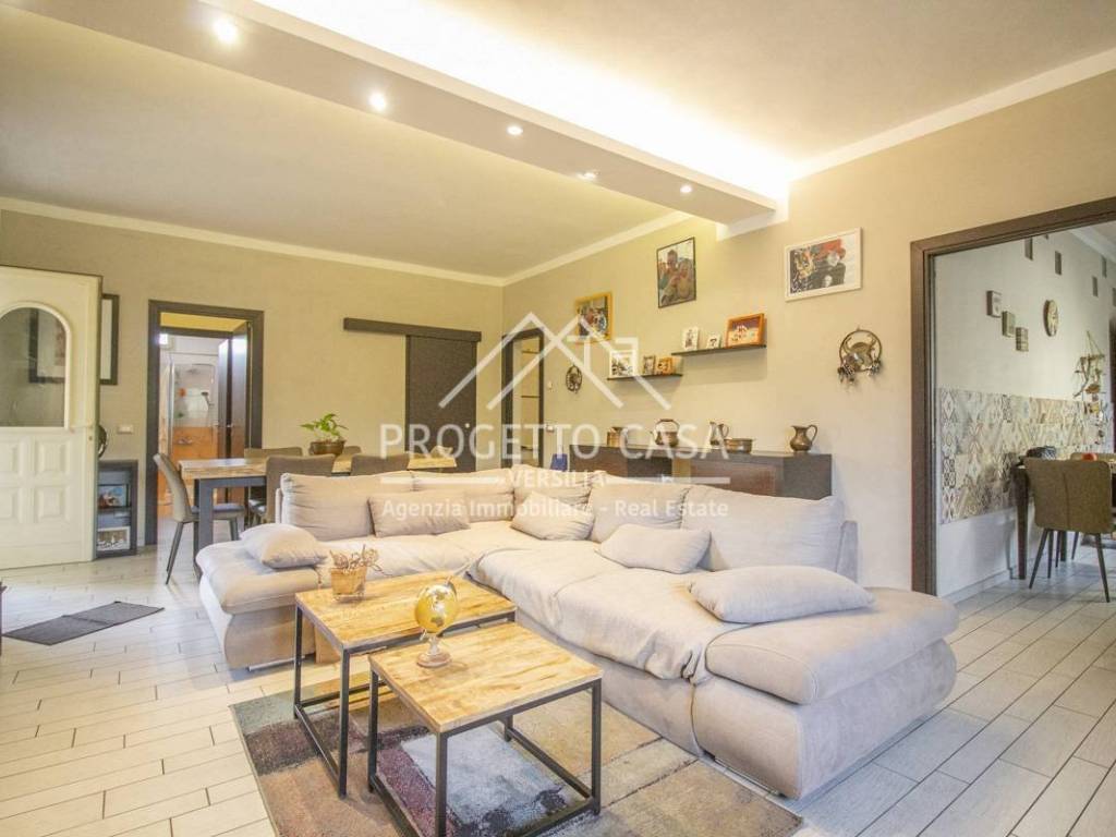 appartamento in vendita a Viareggio in zona Migliarina