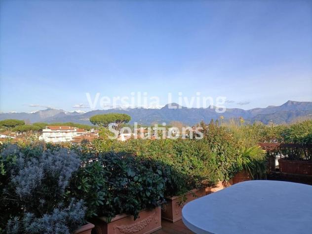 mansarda in vendita a Viareggio in zona Marco Polo
