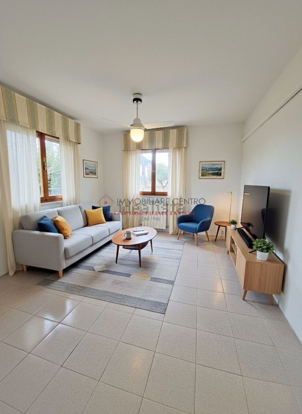 casa indipendente in vendita a Viareggio in zona Torre del Lago