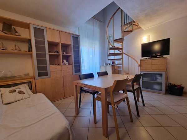 appartamento in vendita a Viareggio in zona Marco Polo