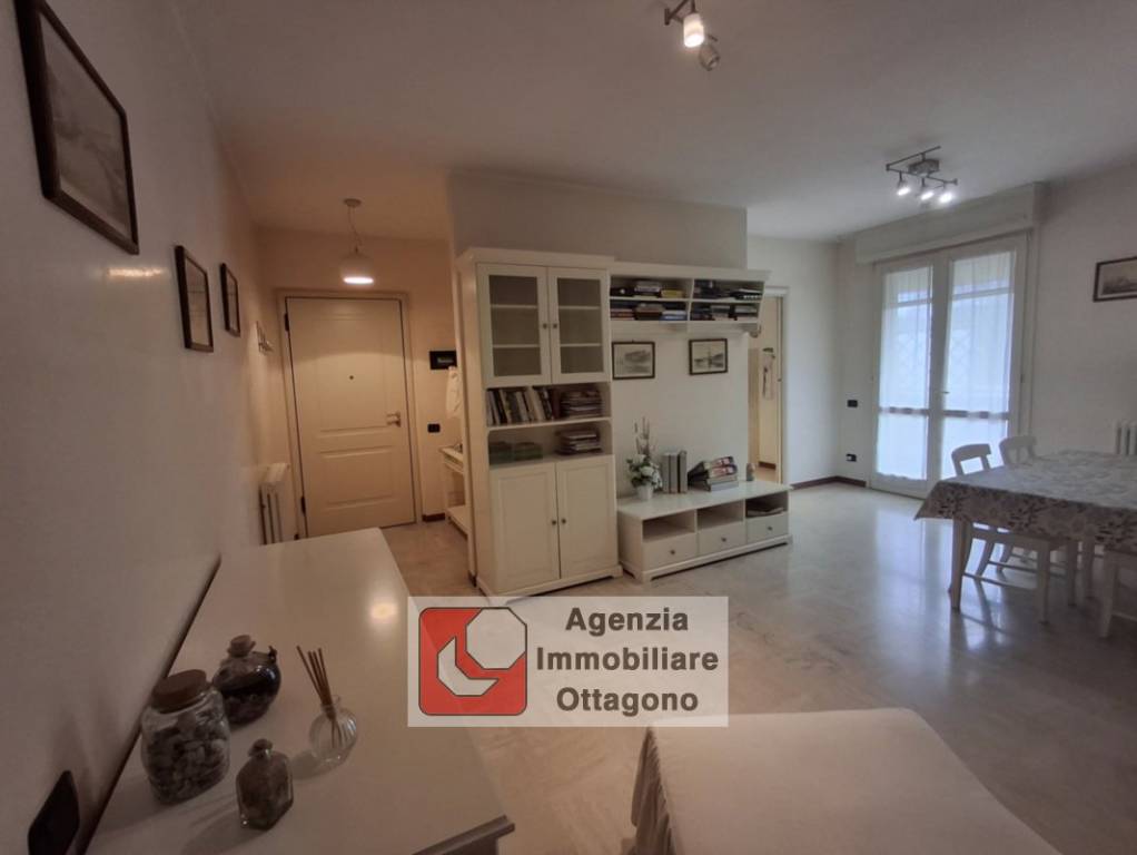 appartamento in vendita a Viareggio in zona Marco Polo