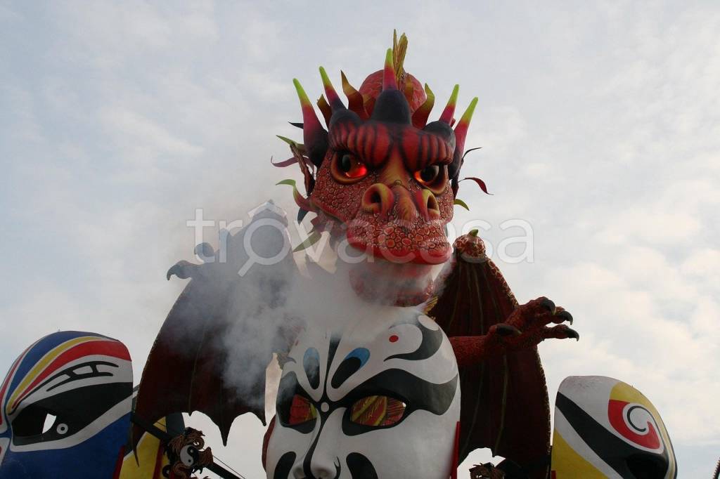 casa indipendente in vendita a Viareggio in zona Centro Storico