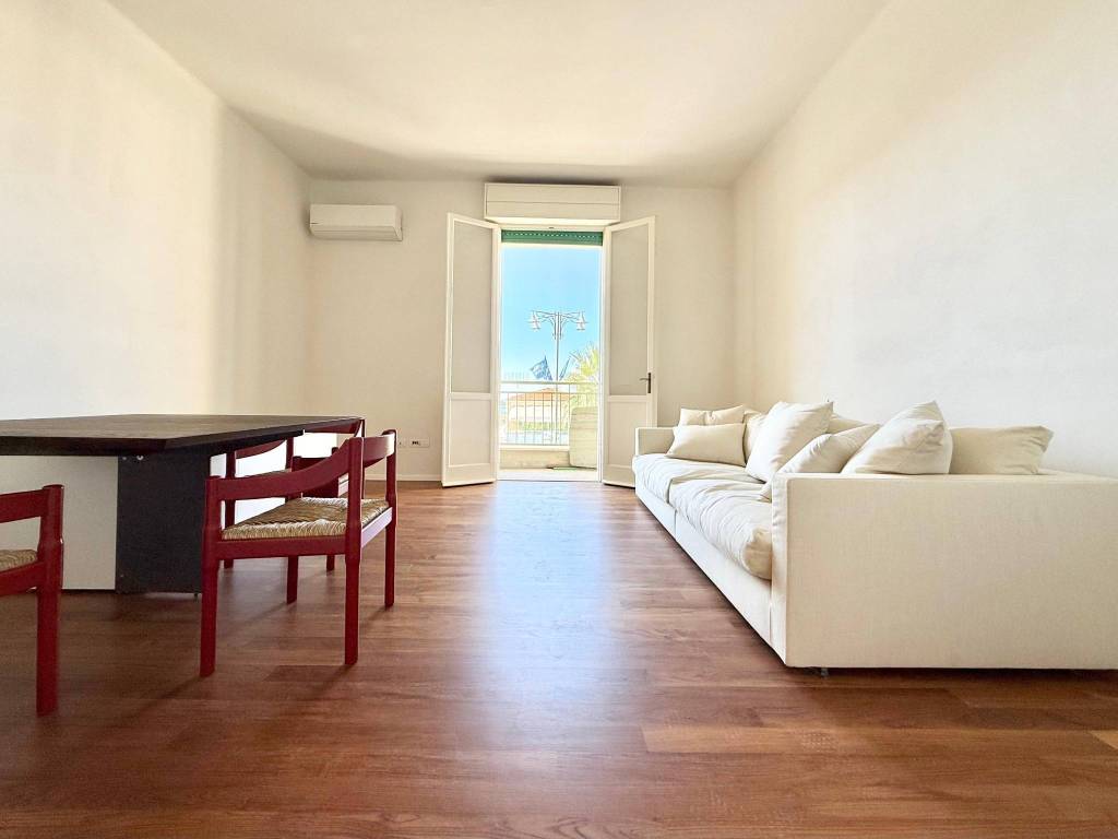 appartamento in vendita a Viareggio