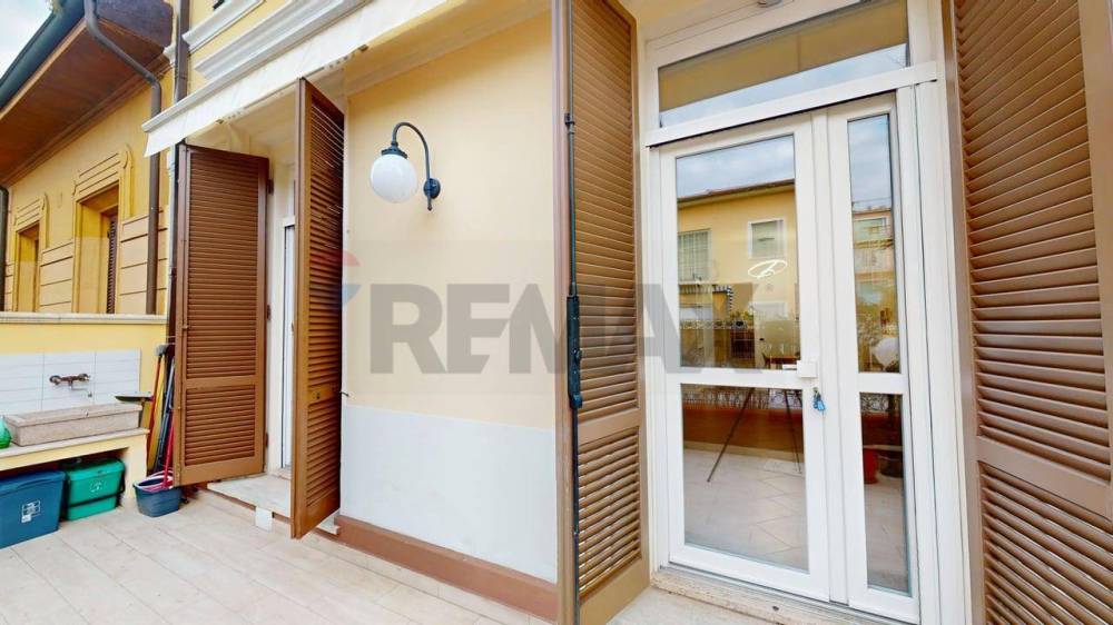 appartamento in vendita a Viareggio in zona Campo d'Aviazione