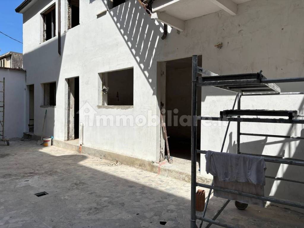 appartamento in vendita a Viareggio in zona Centro Storico