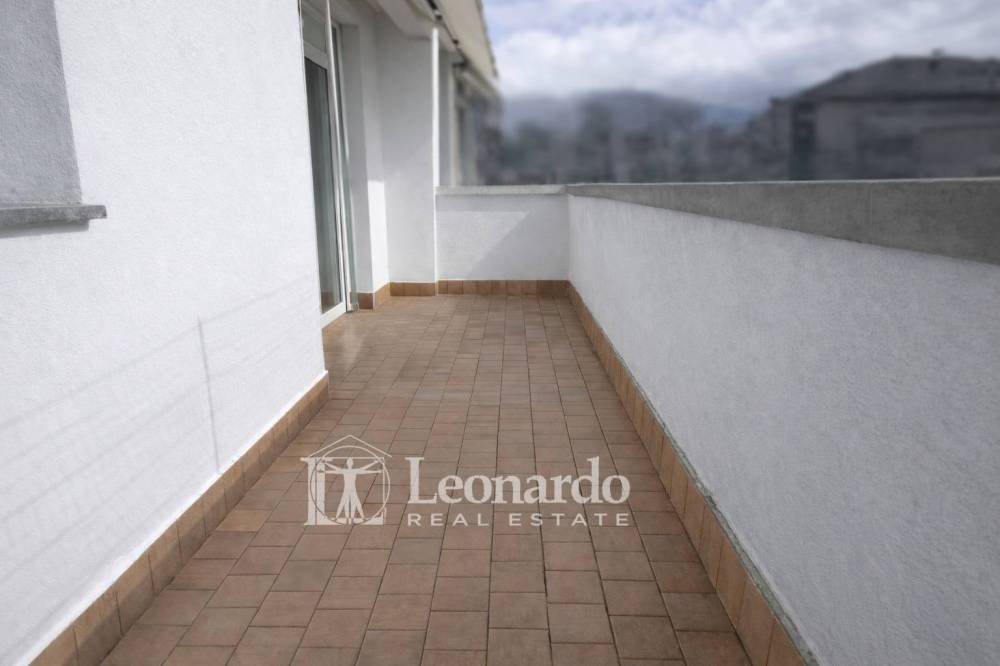 appartamento in vendita a Viareggio in zona Campo d'Aviazione