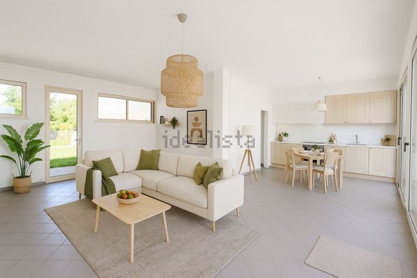 locale di sgombero in vendita a Viareggio in zona Torre del Lago