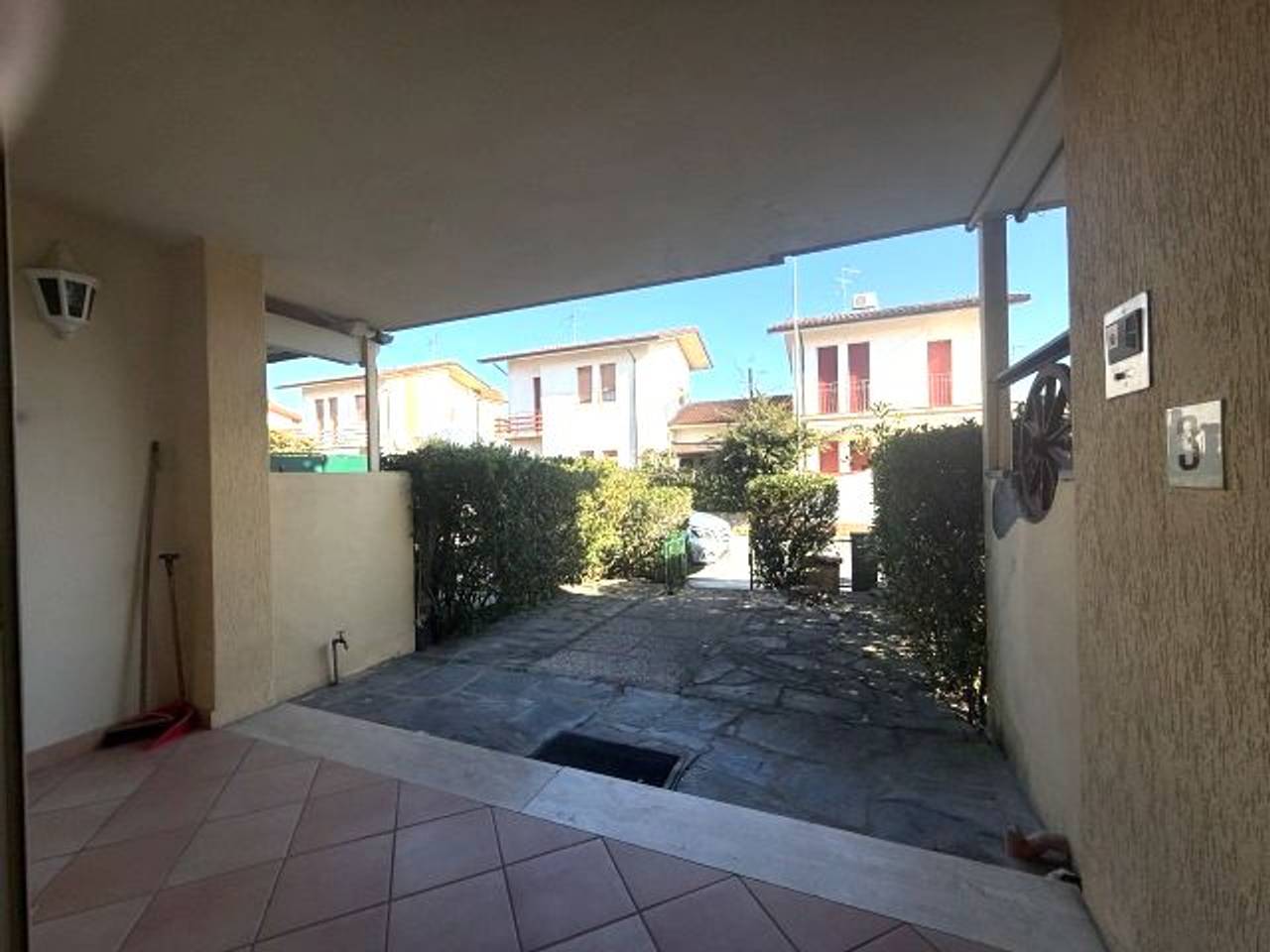 casa indipendente in vendita a Viareggio in zona Lago Mare