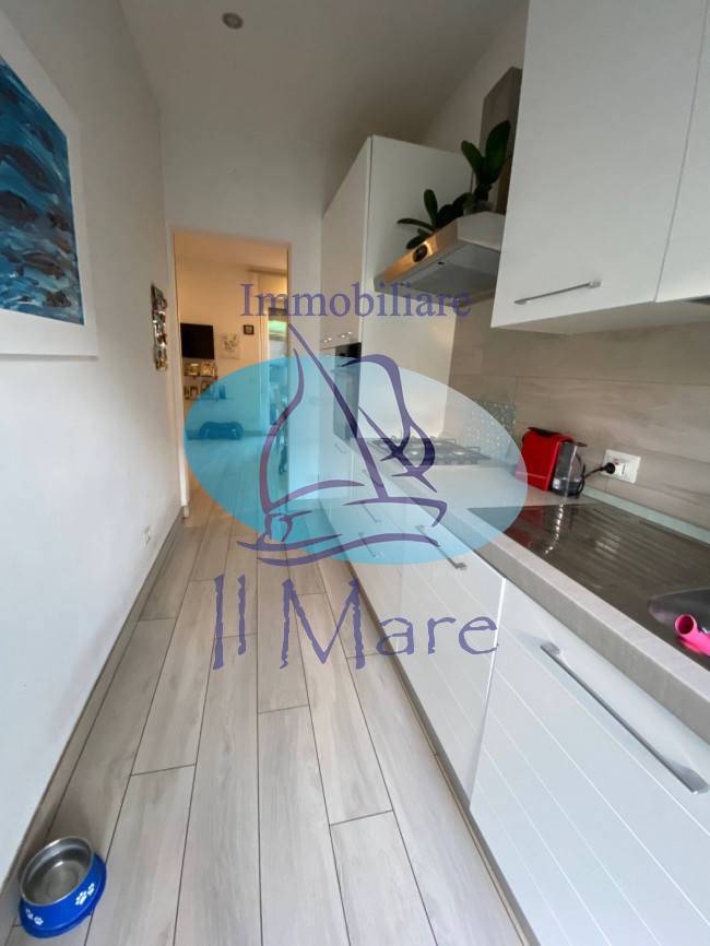 appartamento in vendita a Viareggio in zona Centro Storico