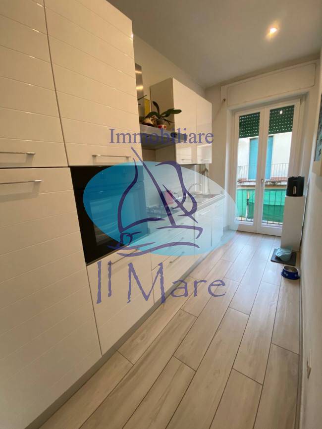 appartamento in vendita a Viareggio in zona Centro Storico