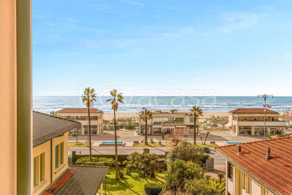 appartamento in vendita a Viareggio