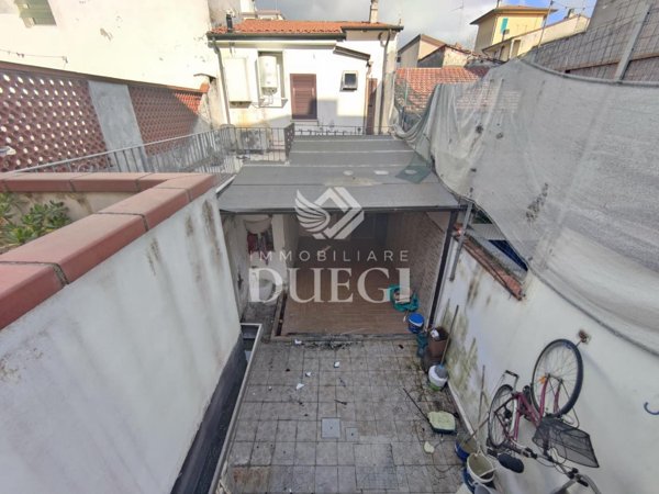 casa indipendente in vendita a Viareggio in zona Centro Storico