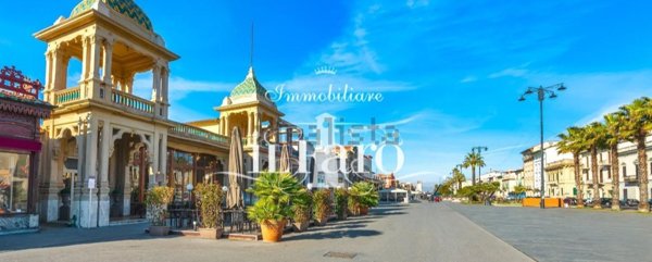 appartamento in vendita a Viareggio in zona Campo d'Aviazione