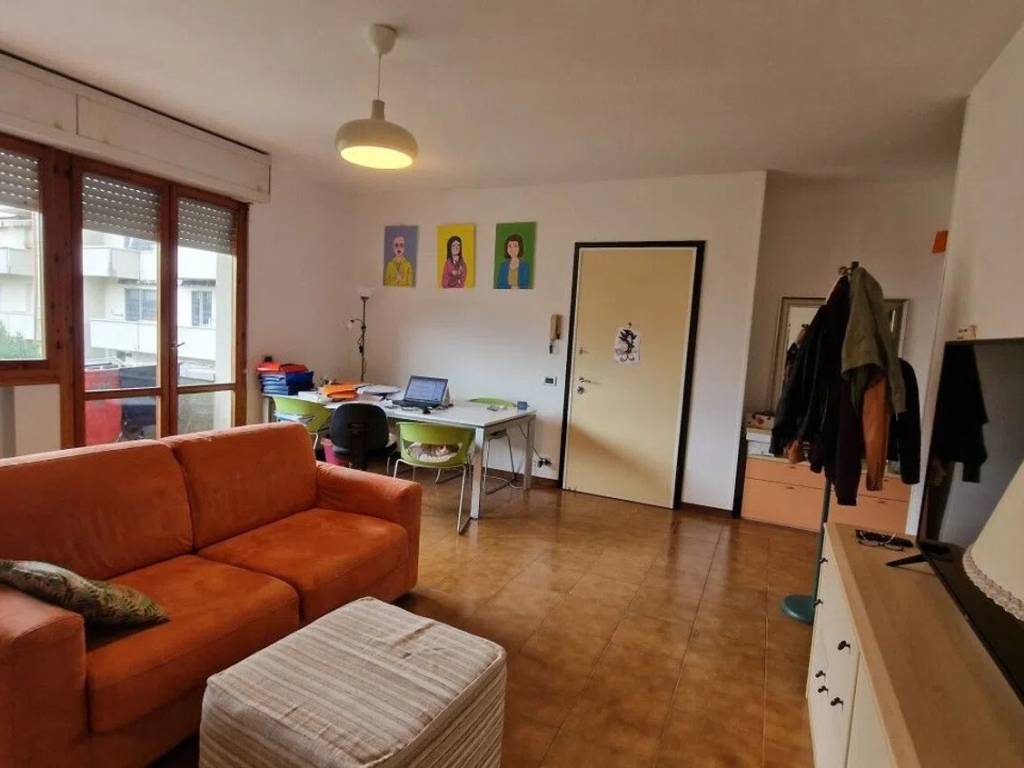 appartamento in vendita a Viareggio in zona Campo d'Aviazione