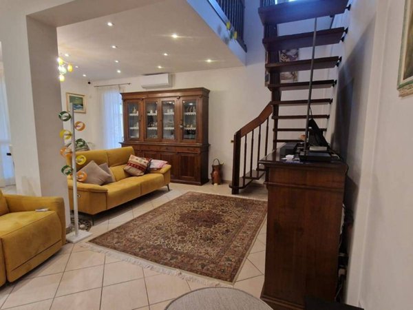 appartamento in vendita a Viareggio in zona Campo d'Aviazione