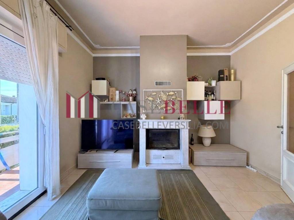 casa indipendente in vendita a Viareggio in zona Centro Storico