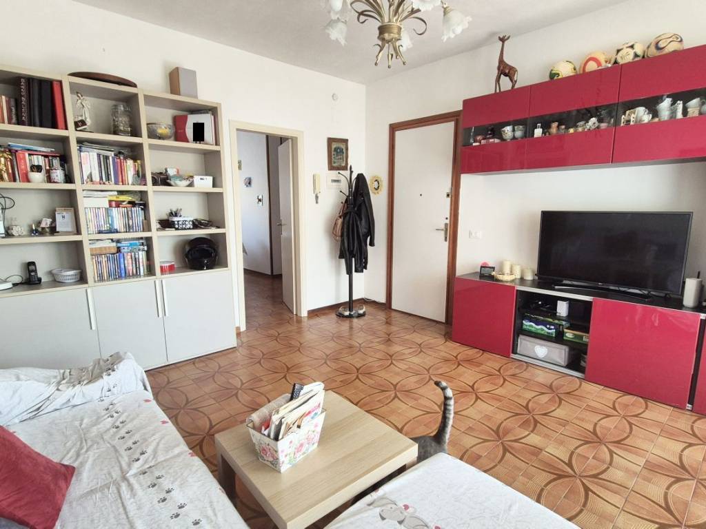 appartamento in vendita a Viareggio in zona Campo d'Aviazione