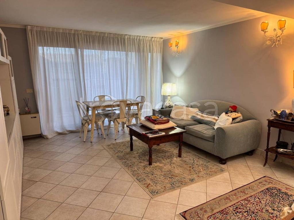 appartamento in vendita a Viareggio