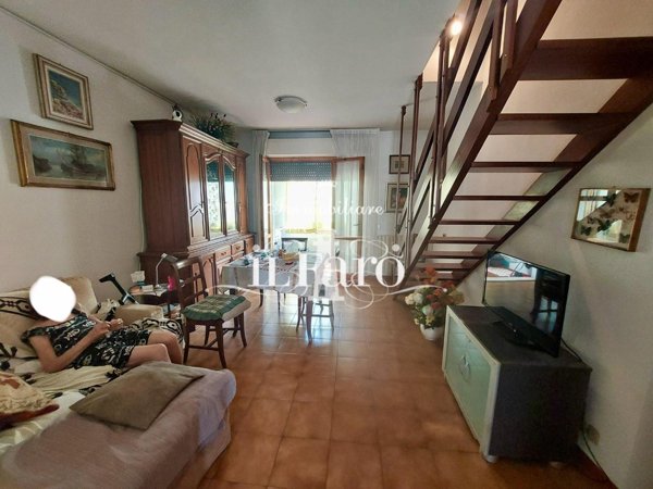appartamento in vendita a Viareggio in zona Migliarina