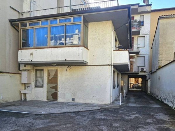 appartamento in vendita a Viareggio in zona Centro Storico