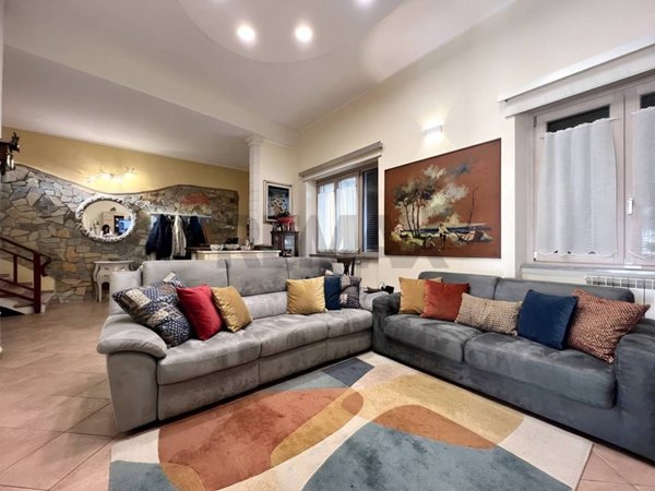 casa indipendente in vendita a Viareggio in zona Torre del Lago