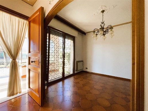 casa indipendente in vendita a Viareggio in zona Torre del Lago