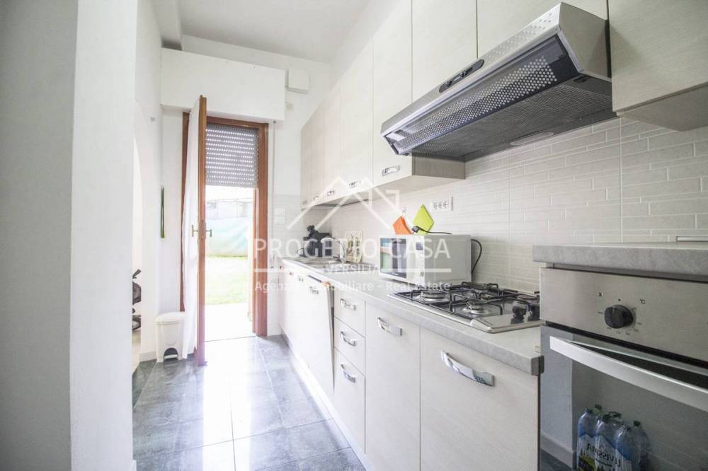 appartamento in vendita a Viareggio