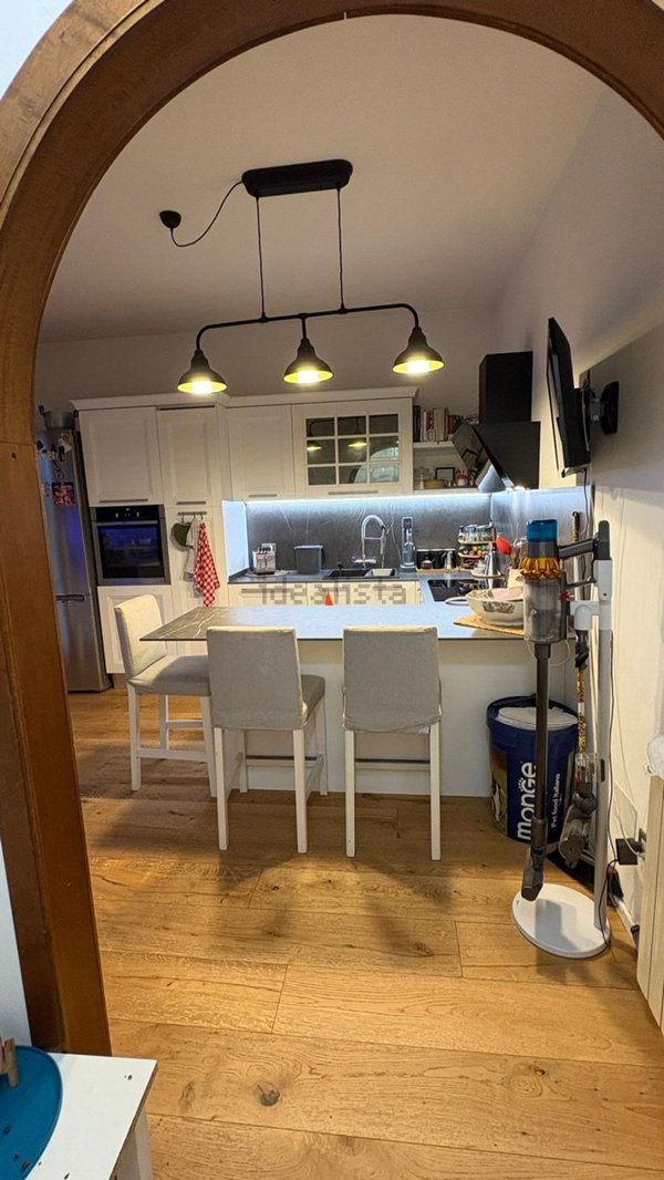 casa indipendente in vendita a Viareggio