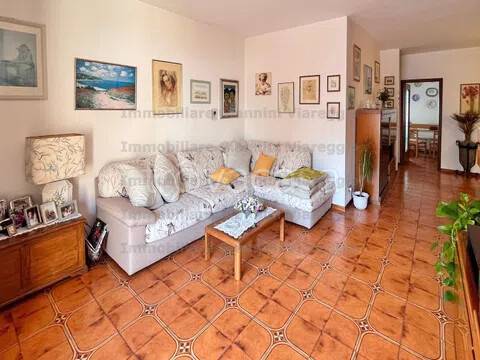 casa indipendente in vendita a Viareggio