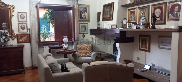 casa indipendente in vendita a Viareggio in zona Torre del Lago