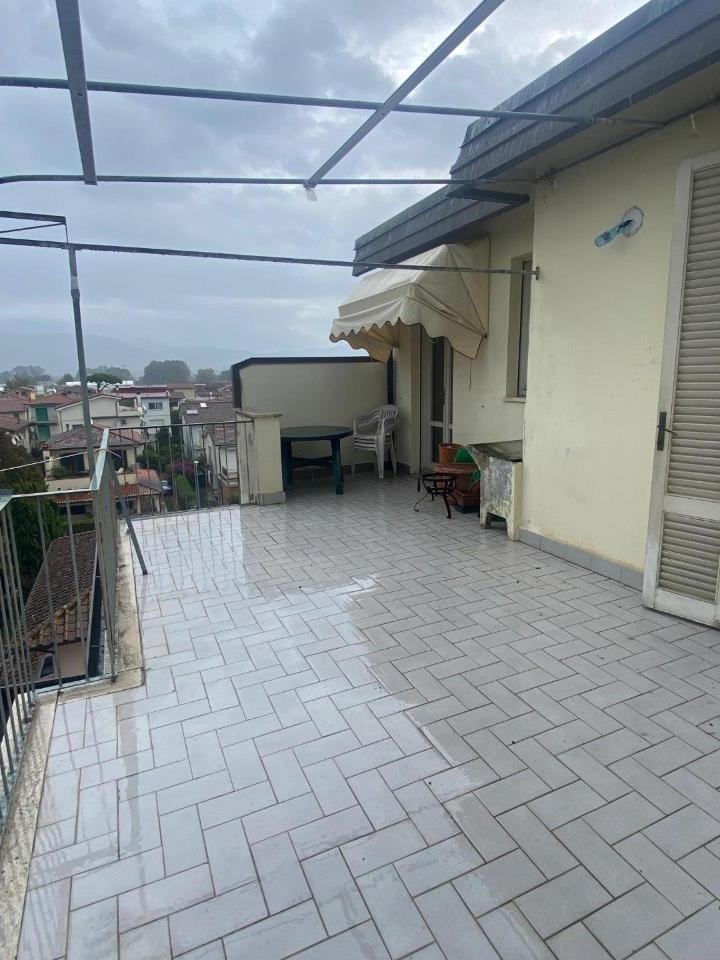 appartamento in vendita a Viareggio