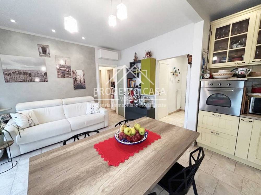 appartamento in vendita a Viareggio