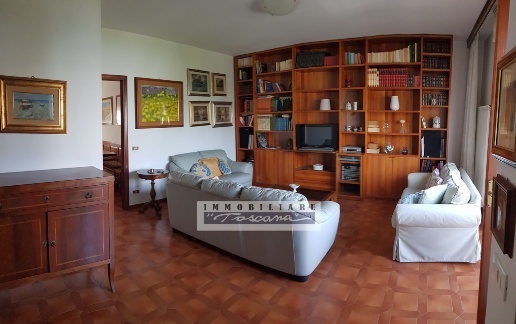 casa indipendente in vendita a Viareggio in zona Campo d'Aviazione